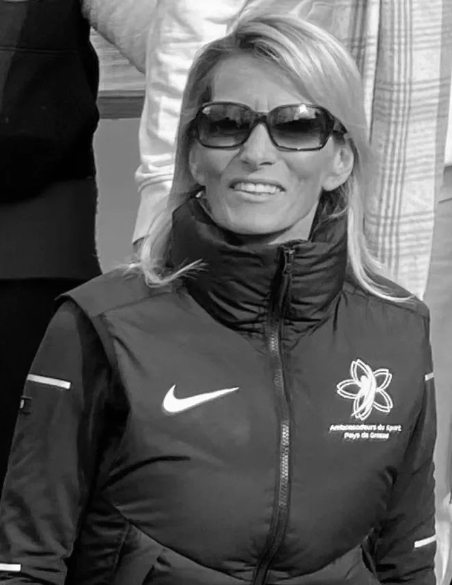 Ingrid Lopergolo, coach sportif à Cannes, en tenue de sport